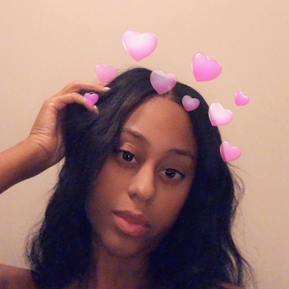 Meet your Posher, Alexus
